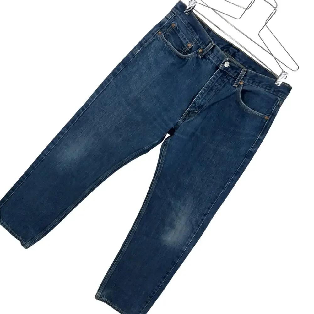 Levis measurements waist